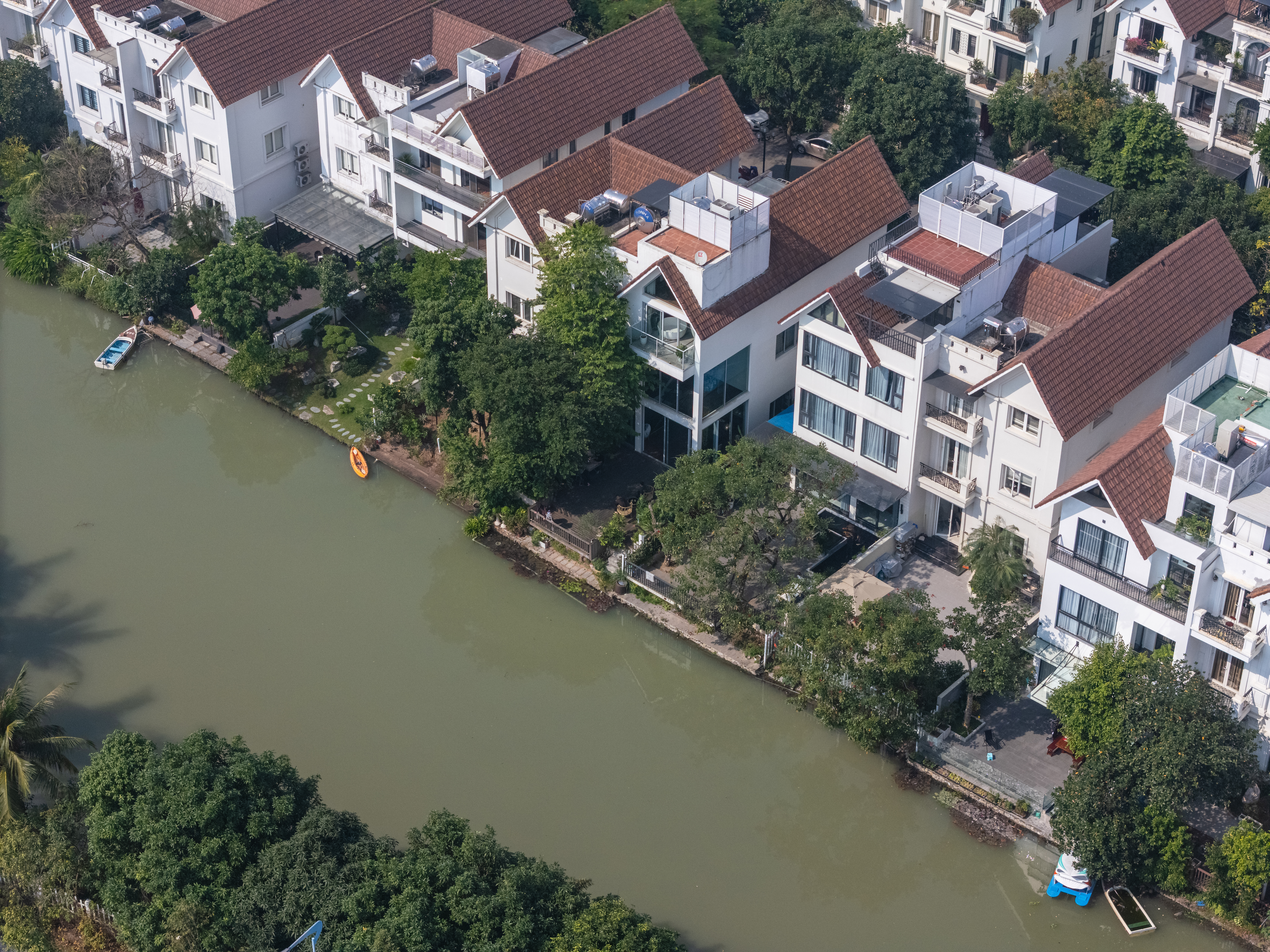 01-ENTRY-HN04_HOUSE-TNT_ARCHITECTURE