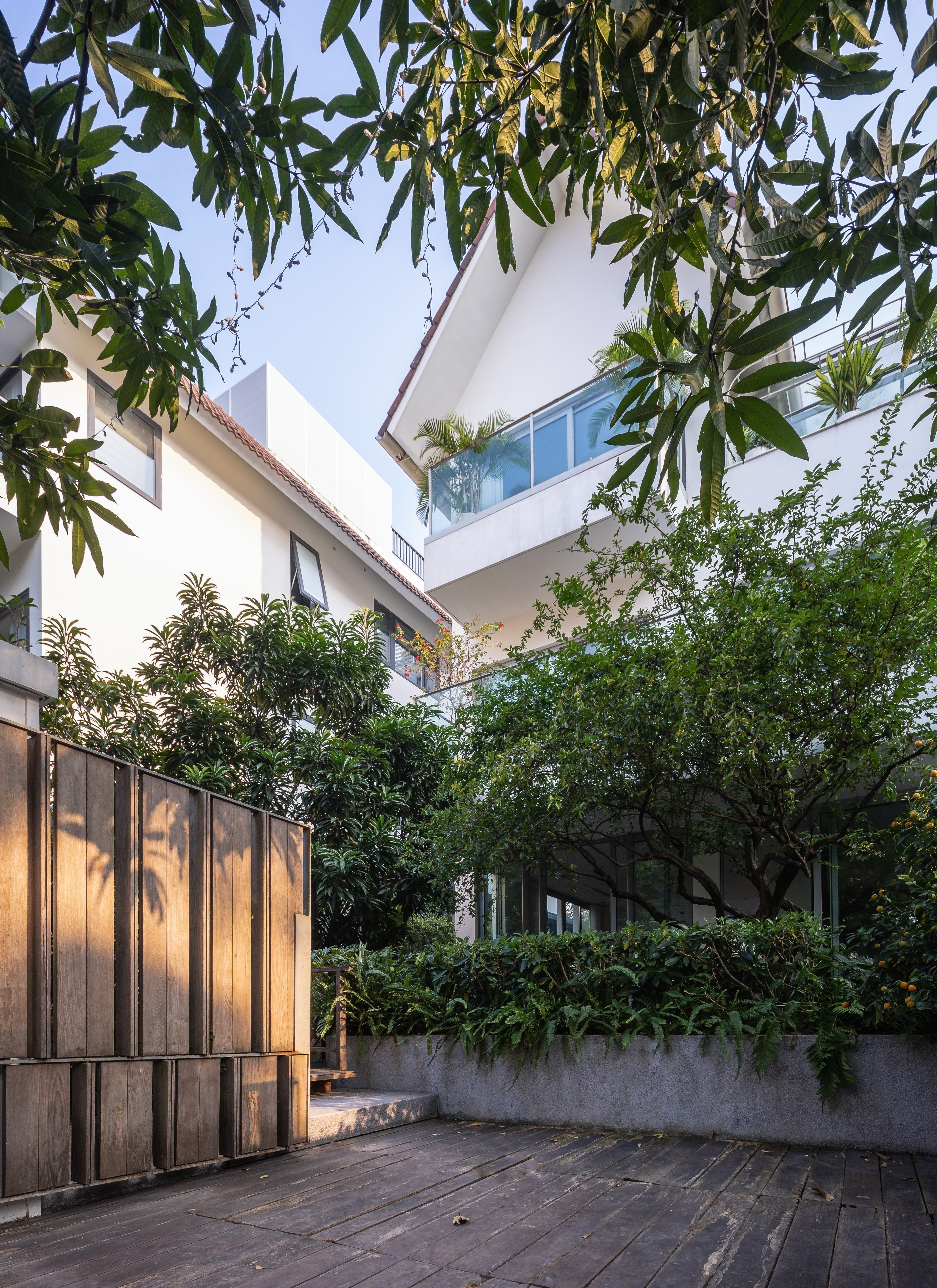 01-ENTRY-HN04_HOUSE-TNT_ARCHITECTURE