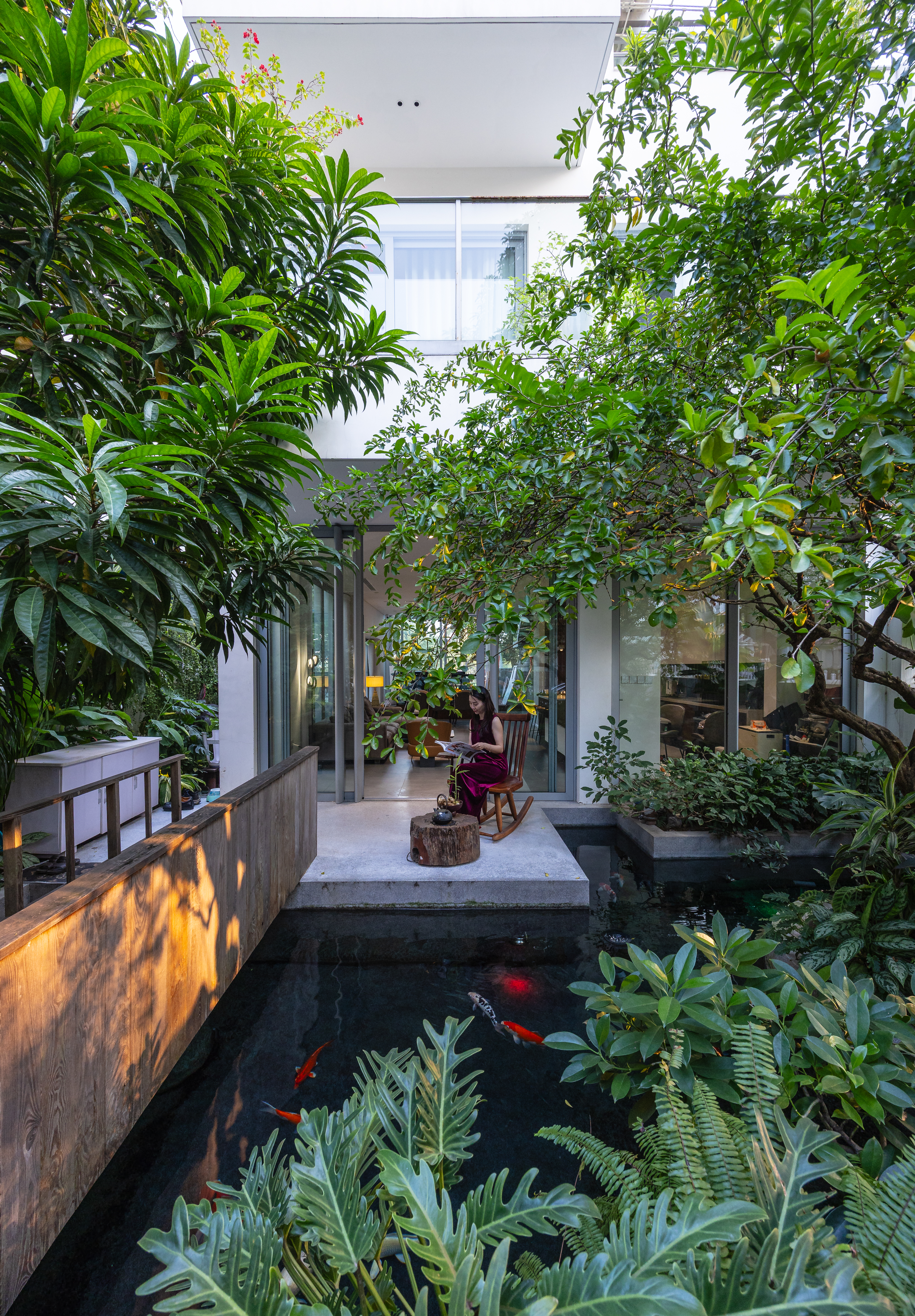 02-FRONT GARDEN-HN04_HOUSE-TNT_ARCHITECTURE