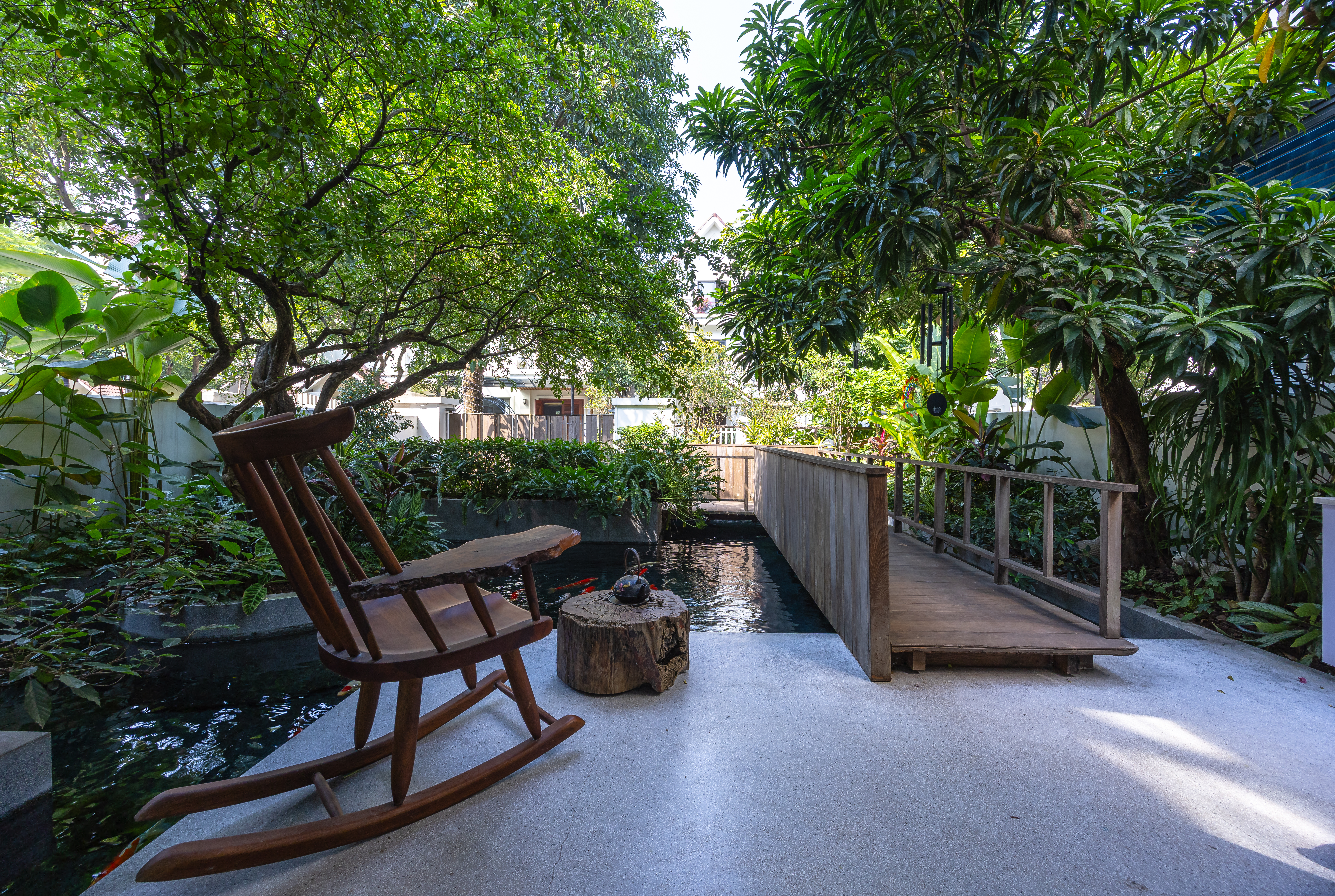 02-FRONT GARDEN-HN04_HOUSE-TNT_ARCHITECTURE