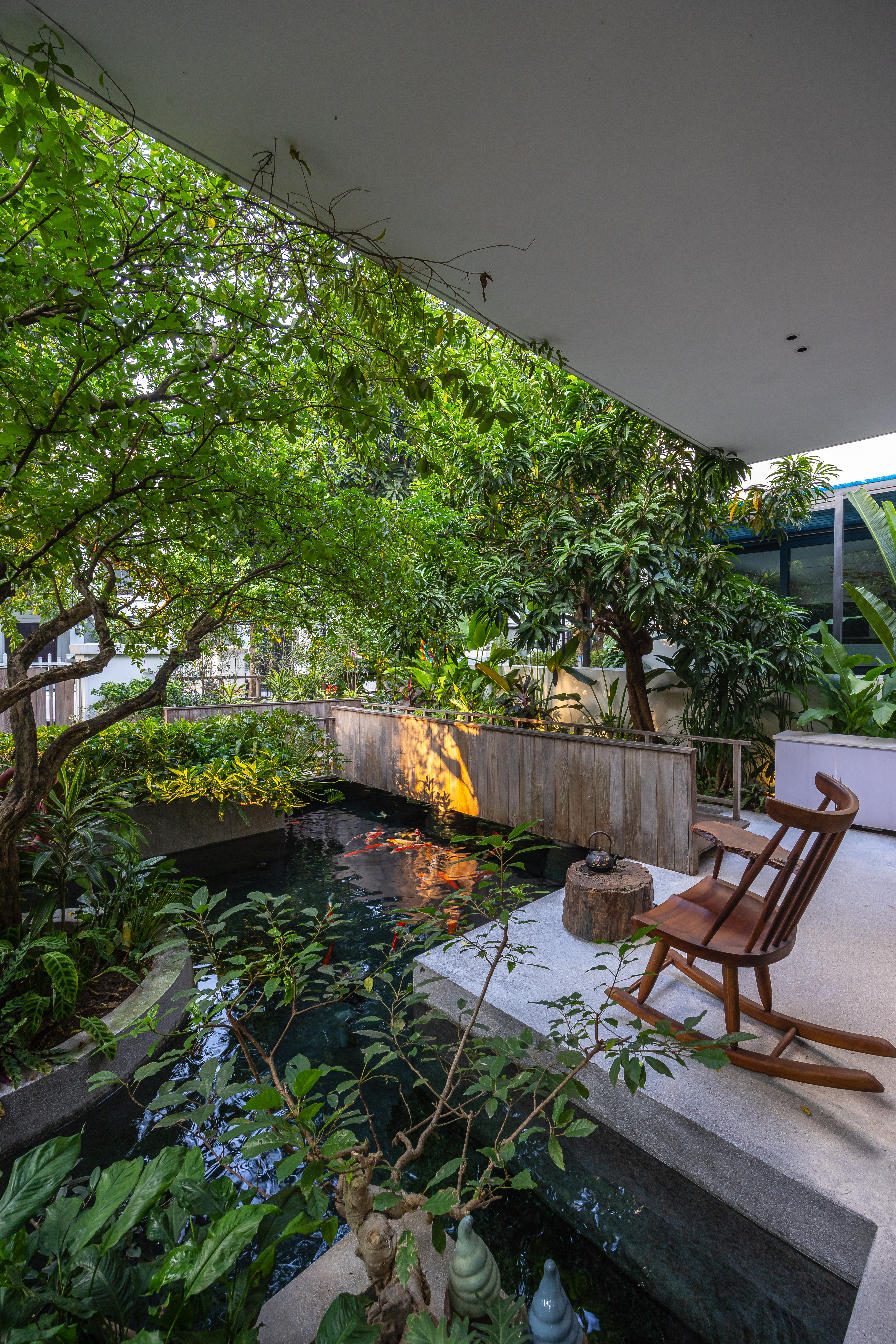 02-FRONT GARDEN-HN04_HOUSE-TNT_ARCHITECTURE